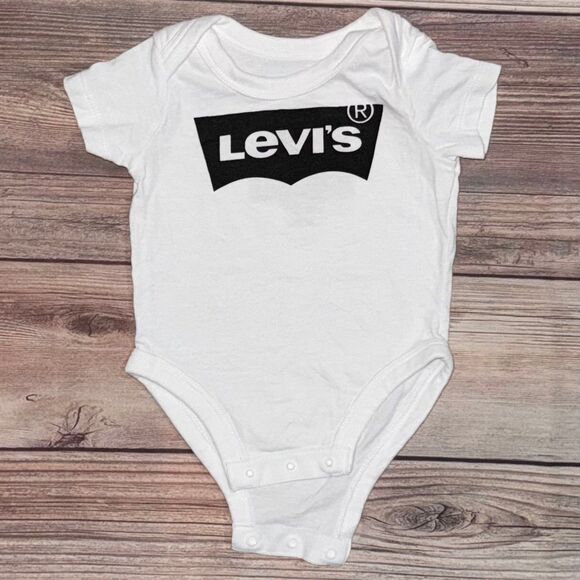 Levi’s 3 Months Onesie - Picture 2 of 5